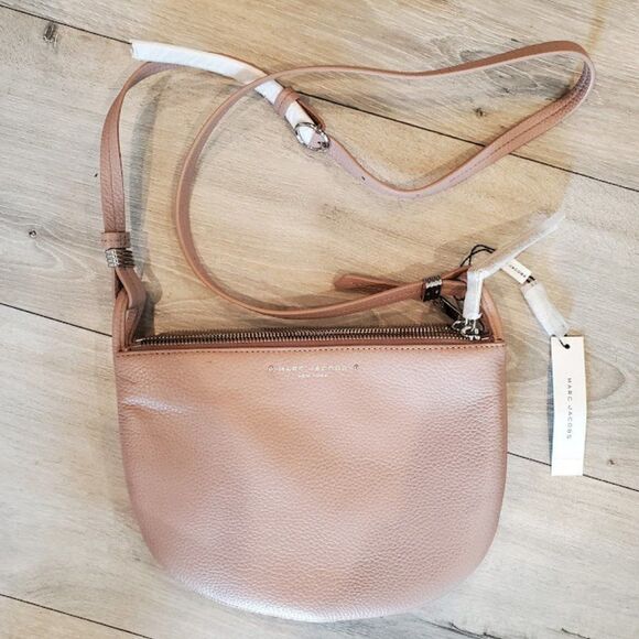 Marc Jacobs Supple Group Leather Romantic Blush Crossbody Bag - Picture 1 of 11